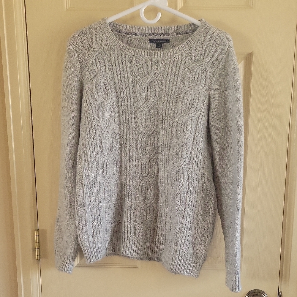 Tommy Hilfiger Light Gray Cable Knit Sweater